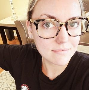 Meet your Posher, Karen